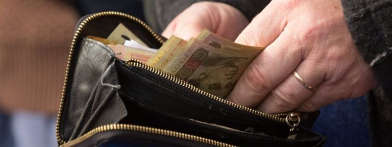 На сколько вырастет средняя зарплата в Украине в 2020 году, и какая будет минималка