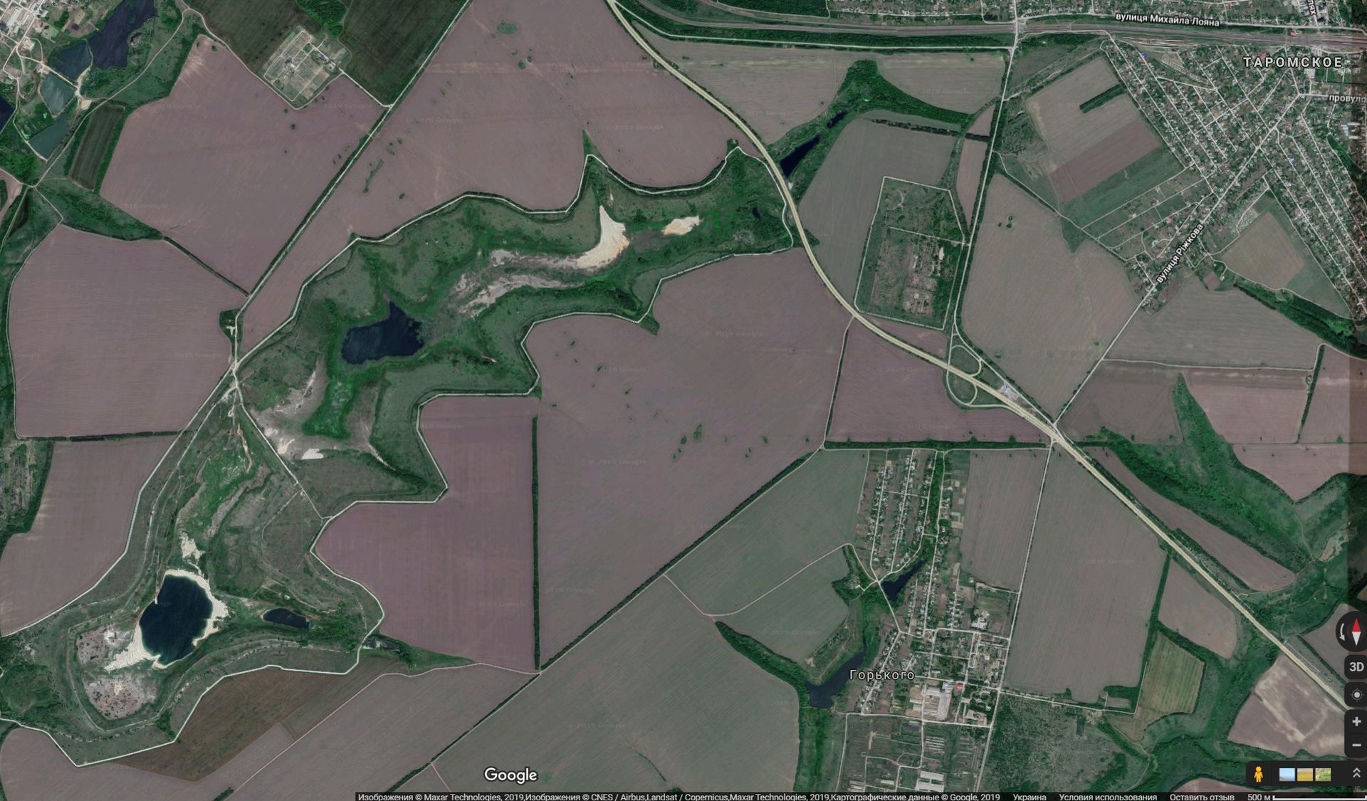 На карте - Сухачевское хвостохранилище и База С. До Таромского и Днепра всего ничего.