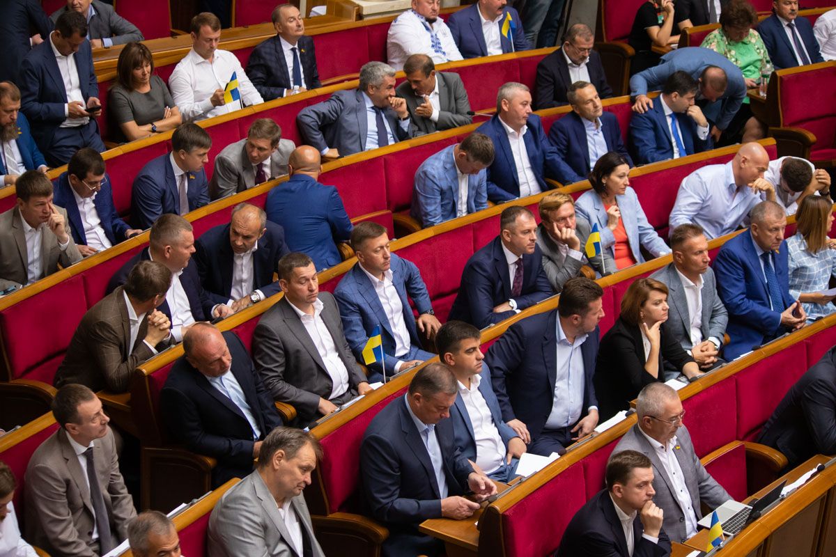 Их работа очень дорого обходится бюджету