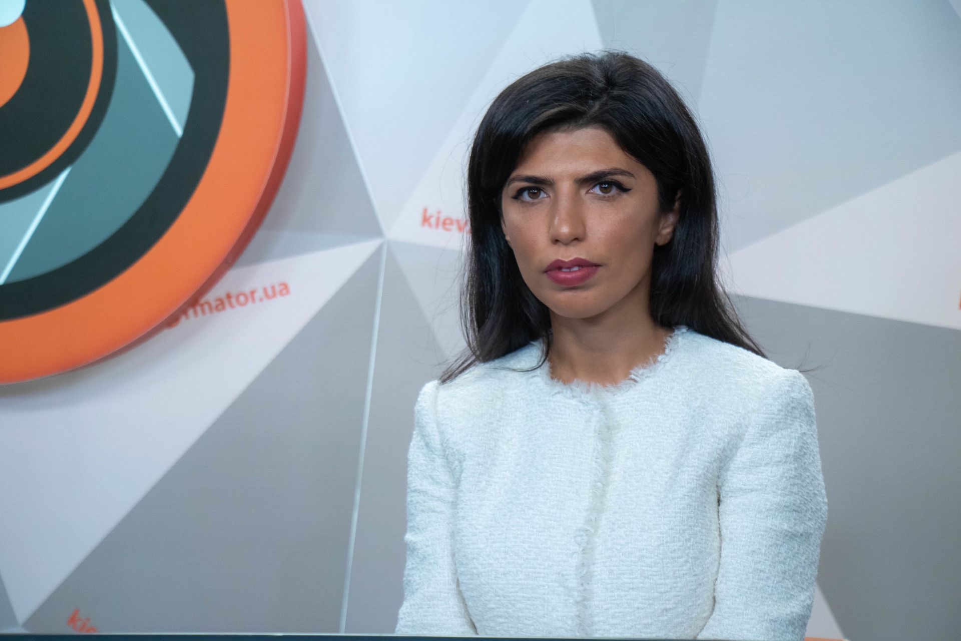 По словам Агии Загребельской легализация нужна для полного и жесткого контроля государством за оборотом игорного бизнеса, а не криминалитетом.