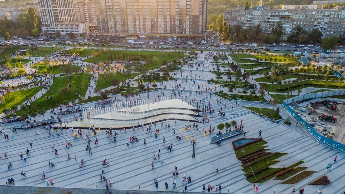 Летом – сквер, зимой – каток: как в Днепре придумали технологии строительства