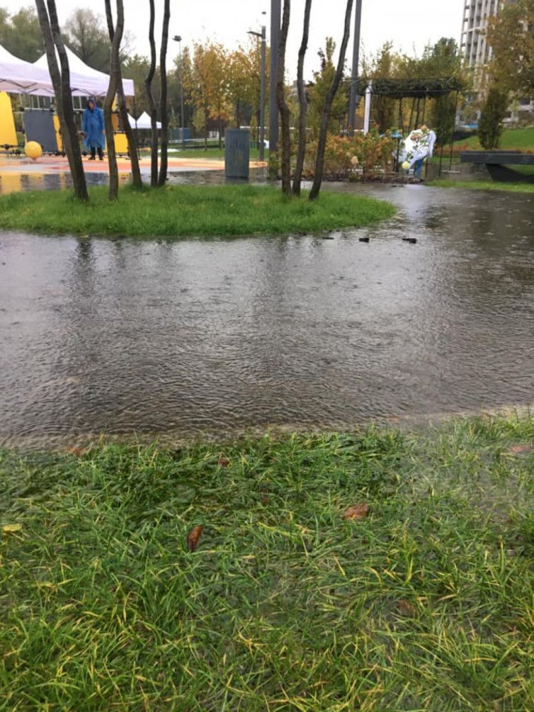 Летом – сквер, зимой – каток: как в Днепре придумали технологии строительства 5