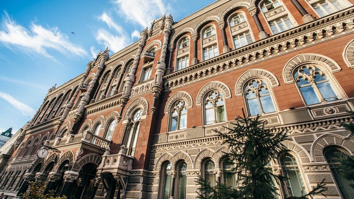 Дело ВиЭйБи Банка: за кражу в 1,2 миллиарда гривен просят залог в 2,5 миллиона