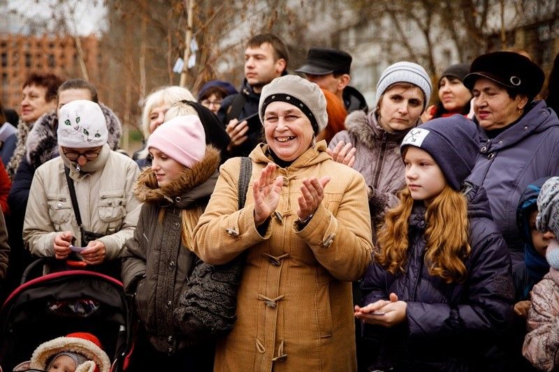 В Днепре команда Геннадия Гуфмана организовала посадку уже четырех семейных садов 3