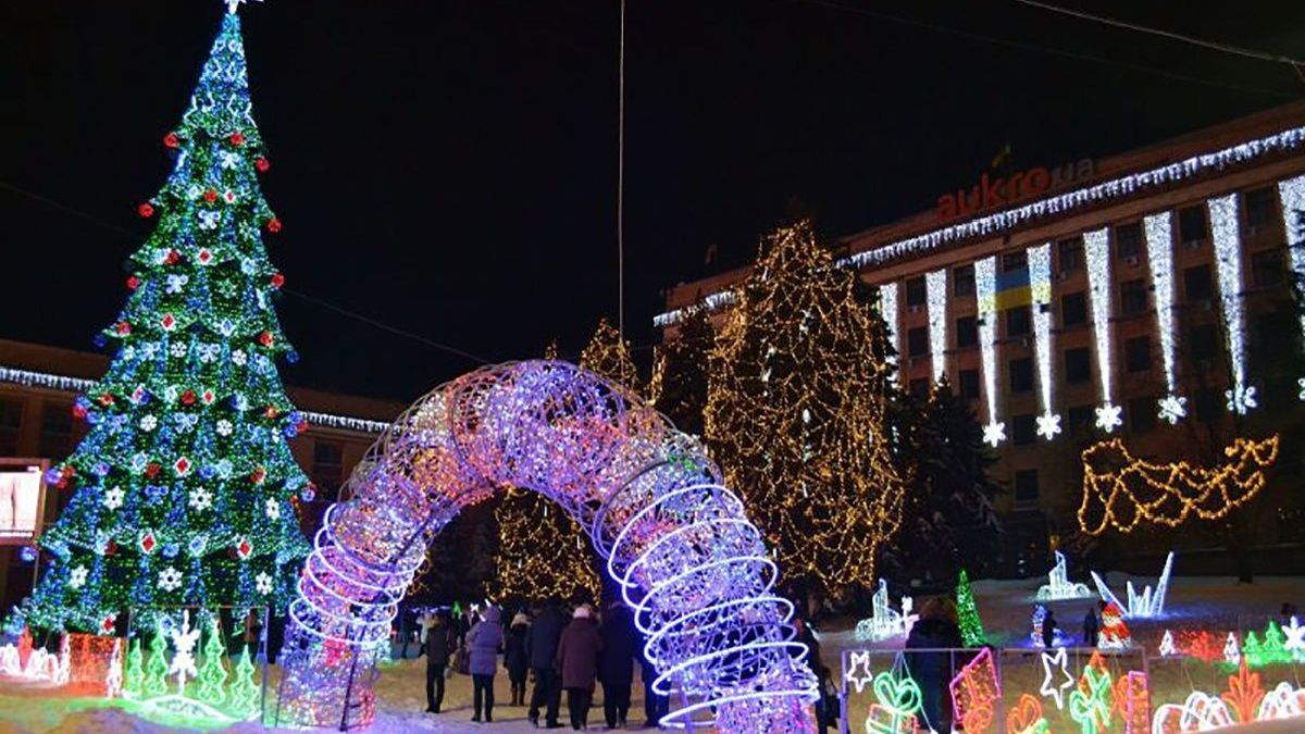 Филатов не экономит. Мэрия Днепра потратит на Новый год больше Киева