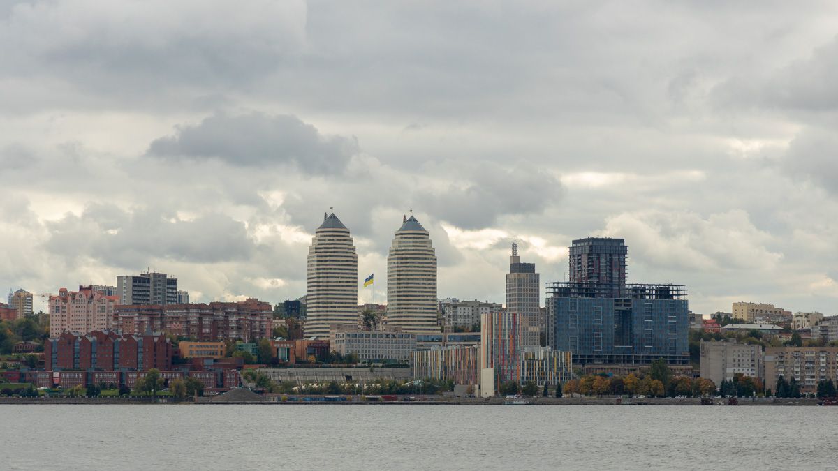 Как жители Днепра оценивают ситуацию в Украине и дела в городе: опрос