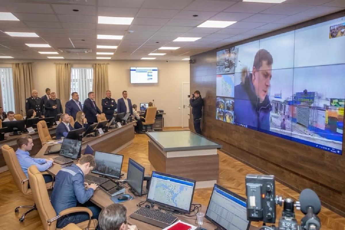 Борис Филатов: мы же выбрали себе таких красивых и модных, теперь придется пить эту чашу до дна всем вместе 4