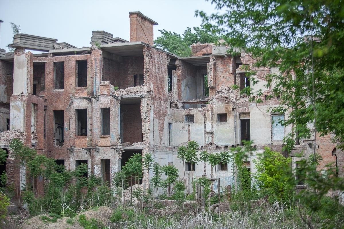 Так выглядело здание со стороны двора