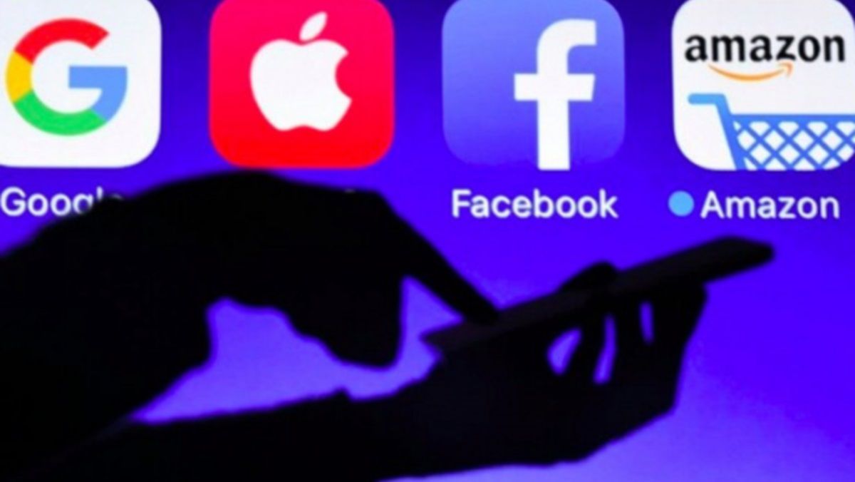 Налог на Google и AppleMusic: из-за Слуг народа в Украине могут подорожать интернет-услуги