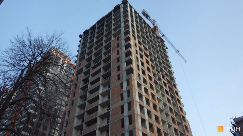 Участие девелопера в долгостроях может быть выгодно, только если в нем продано не более 30% квартир