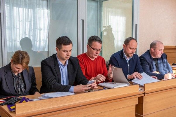 На каждого из обвиняемых приходится, как минимум, двое адвокатов