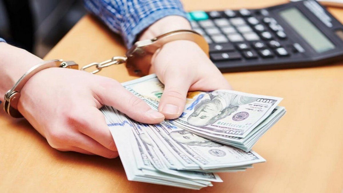 В Днепре на взятке погорела руководитель областного Центра радиационной безопасности