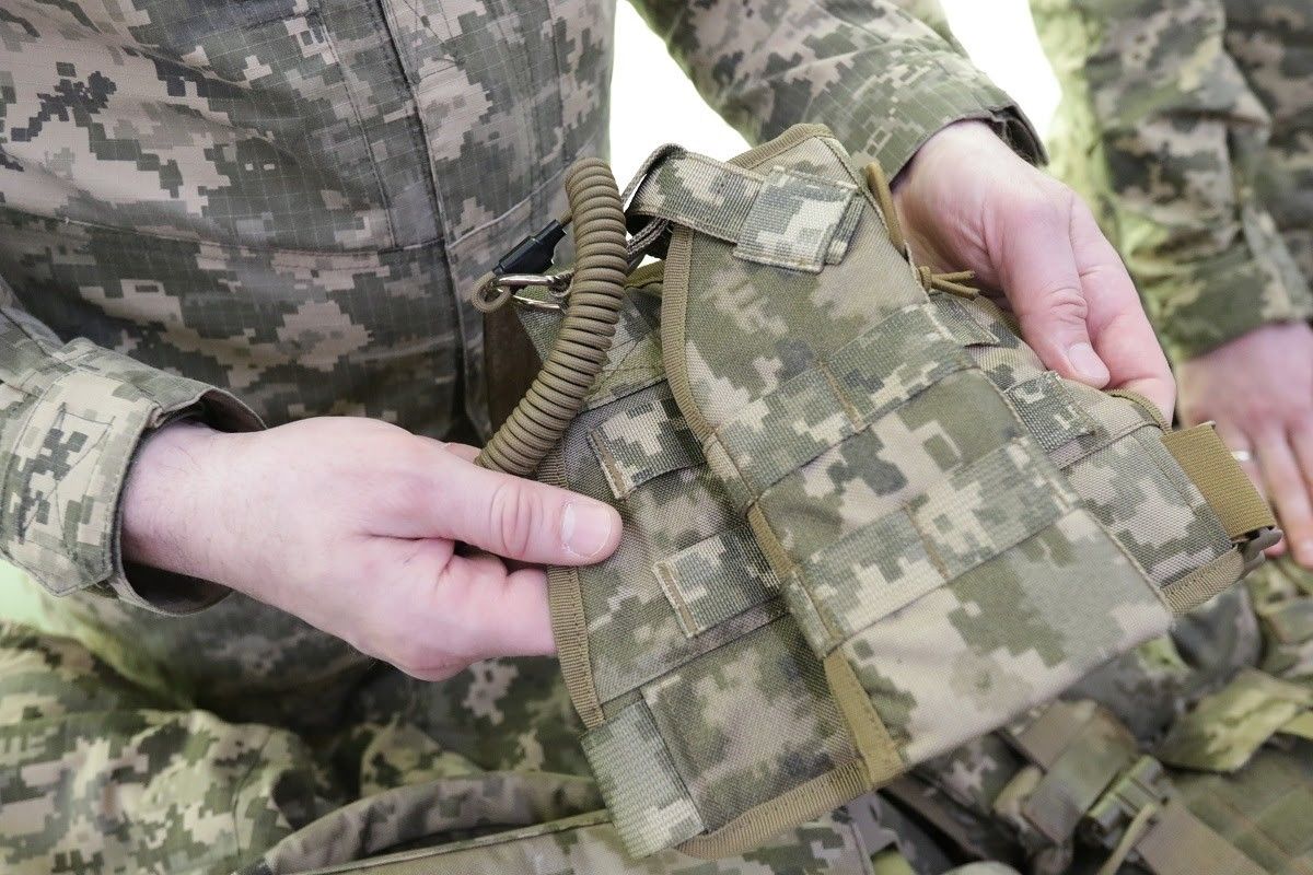 Украинскую армию обует фирма экс-нардепа партии Порошенко: кому еще Минобороны отдаст 60 миллионов 3