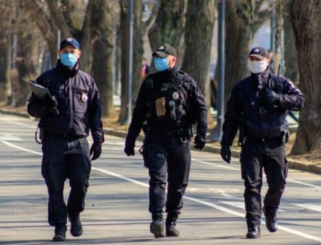 Нарушение Конституции и домашний арест: юристы назвали незаконные нормы карантина в Украине 2