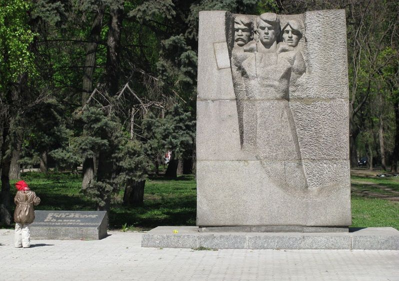 Не танком единым: какие памятники приведут в порядок в Днепре до конца года 7