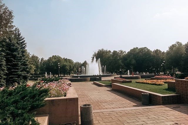 Мэрия Вилкула отдаст бракоделам 3 миллиона на ремонт площади перед горсоветом Кривого Рога 1