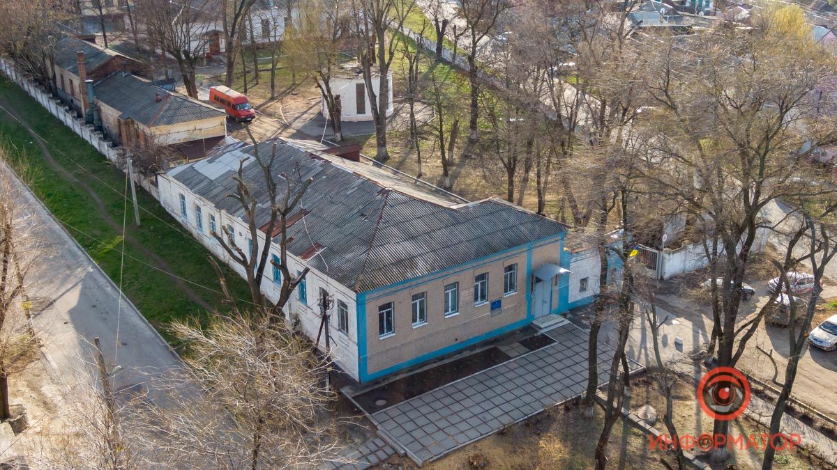 Инфекционная больница заполнена лишь на 50%