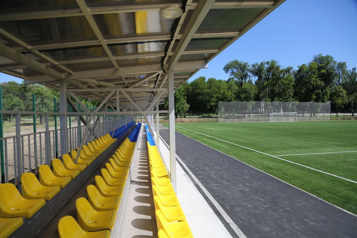 В Кривом Роге на ремонте стадиона украли 4,3 миллиона гривен: кого обвиняют 3