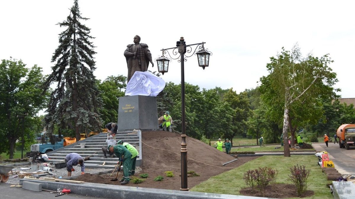 Где в Кривом Роге отремонтируют сквер и освещение улиц за 6 миллионов гривен
