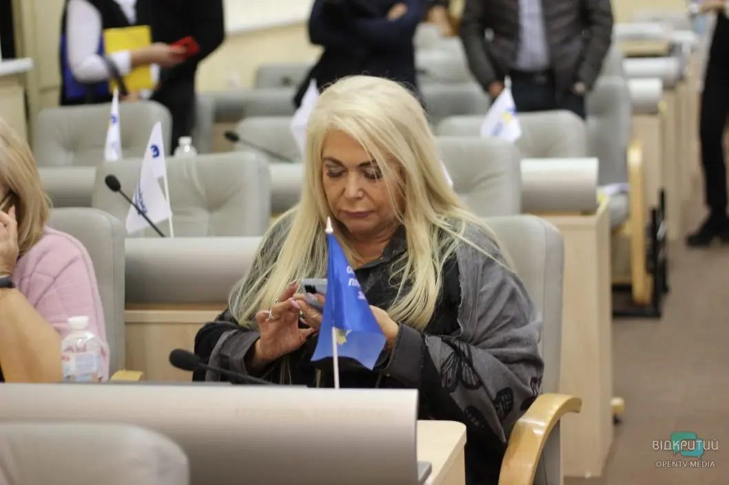 Олена Чиркова на сесії обласної ради. Фото: Телеканал "Відкритий"