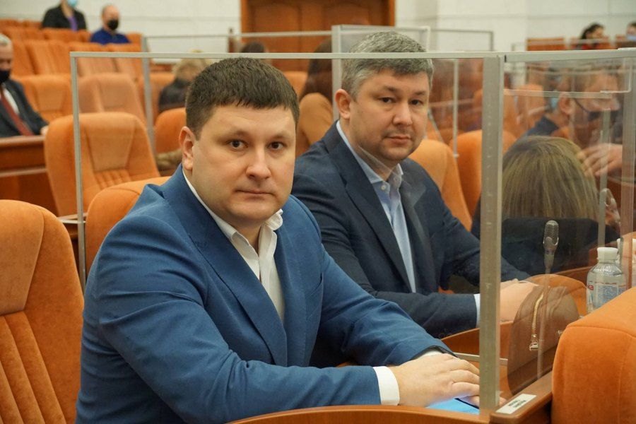 Депутати від "ОПЗЖ" Михайло Глікман (передній план) та Сергій Нікітін (задній план)