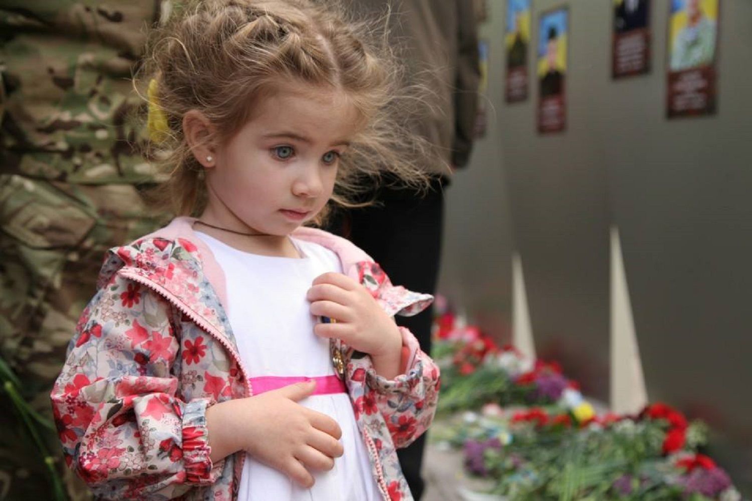 Підвищення відбулось автоматично, додатково звертатись нікуди не потрібно