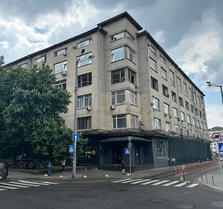 Під час війни продають підприємство, яке виробляло обладнання для військових літаків Під час війни продають підприємство, яке виробляло обладнання для військових літаків