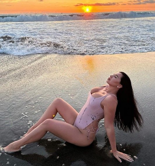 Жена легионера Кочергина выложила очень горячие фото из Бали 3