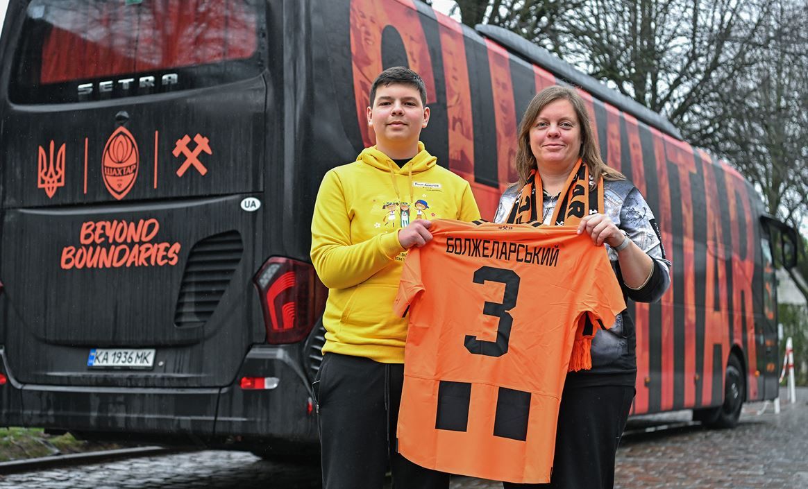 Соцмережа вибухнула від вгодованих фанів України на матчі Шахтар - Марсель 2