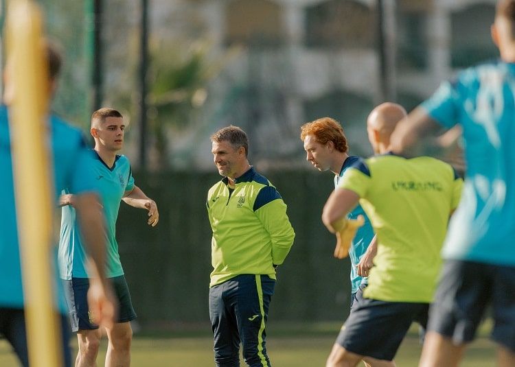 Цыганков прибыл в лагерь сборной Украины и готовится к игре с БиГ за выход на Евро-2024 2
