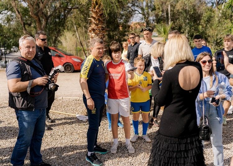 Довбик та Лунін прибули на допомогу збірній Україні у швидкому поїзді 5