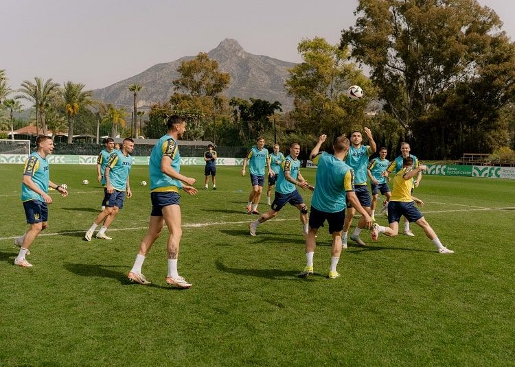 Ребров готує збірну України до овертайму та серії пенальті в матчі проти БіГ 1