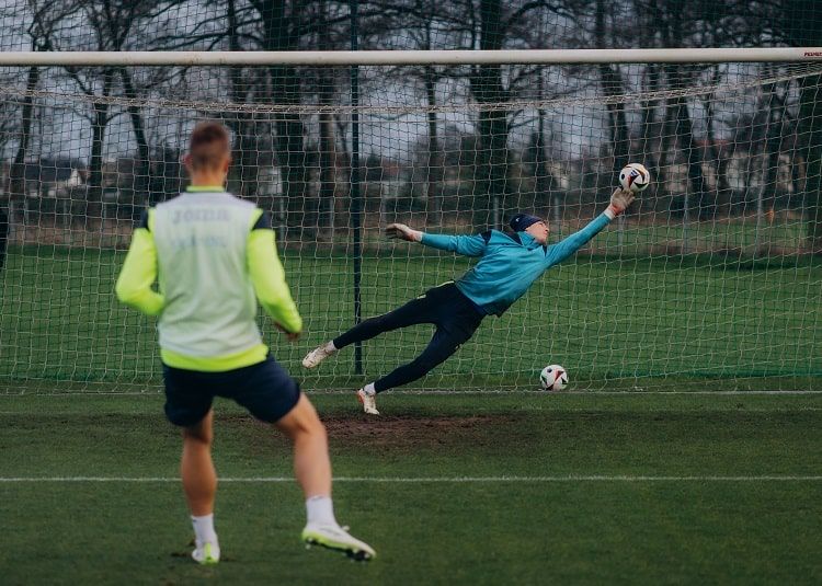Як збірна України провела важливе тренування перед битвою проти Ісландії 3