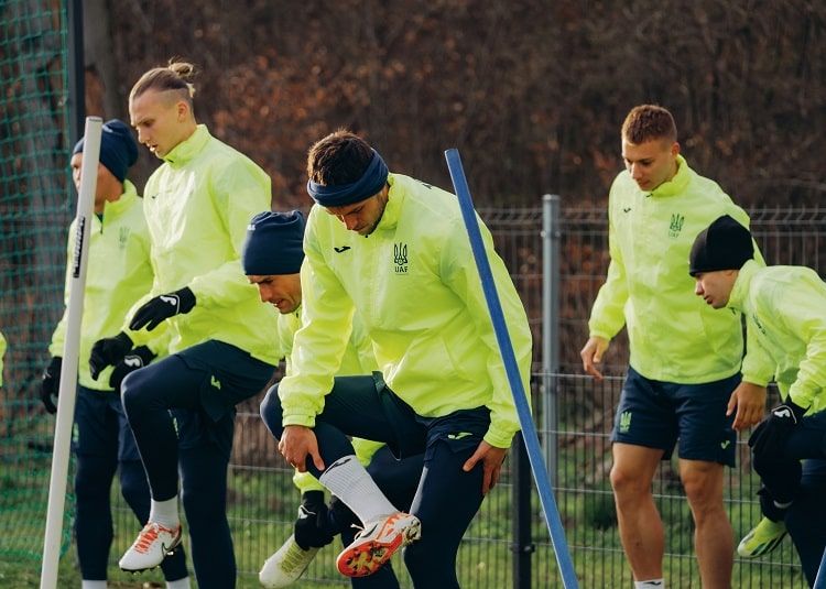 Як збірна України провела важливе тренування перед битвою проти Ісландії 5