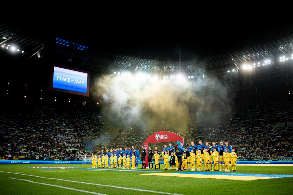 Топ-10 самых ярких фотографий победы Украины над Исландией 1