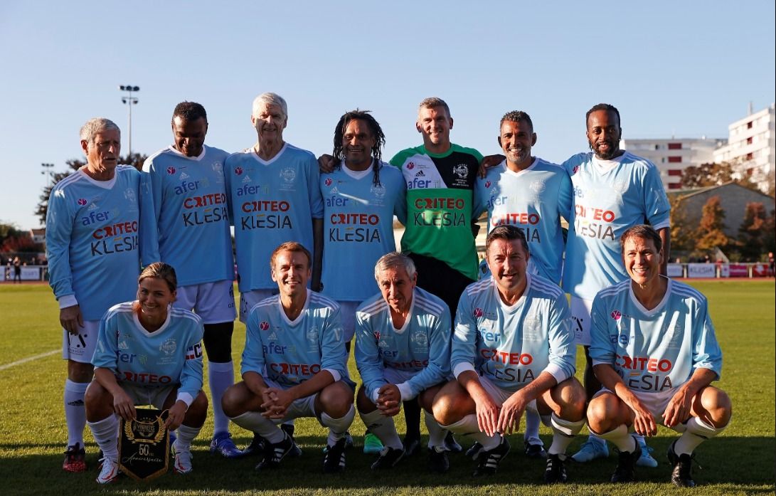 Президент Макрон сыграет за Варьете вместе с легендарным тренером Арсенала за желтые монеты 1