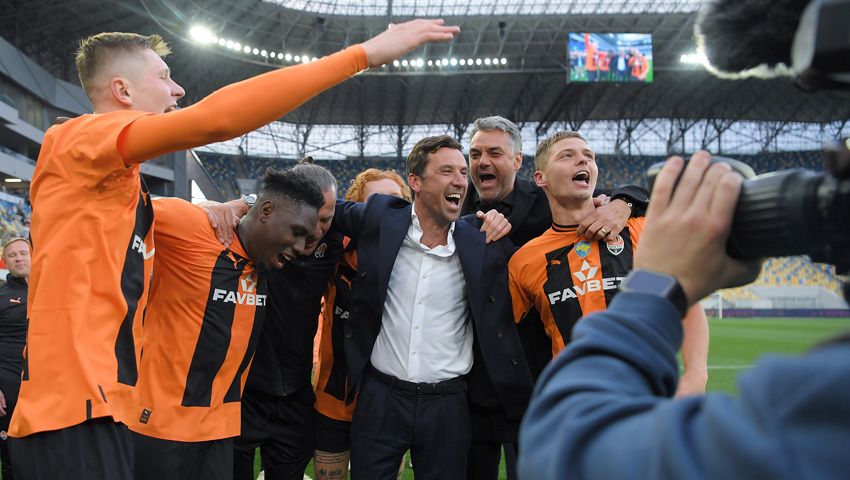 20 яскравих фото, як Шахтар відсвяткував чемпіонський титул 10