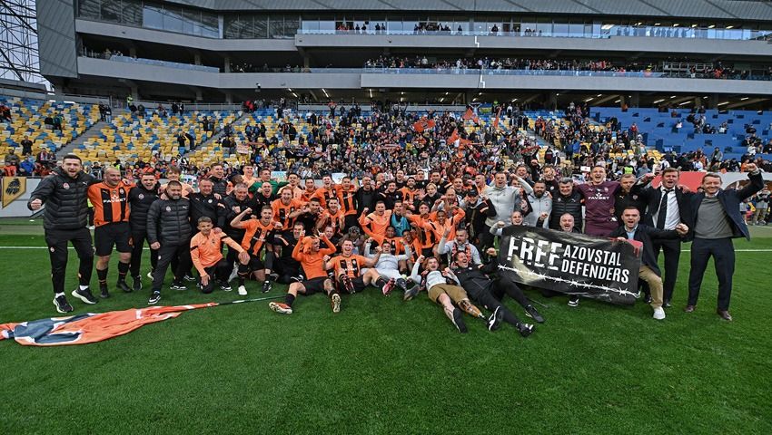 20 яскравих фото, як Шахтар відсвяткував чемпіонський титул 11
