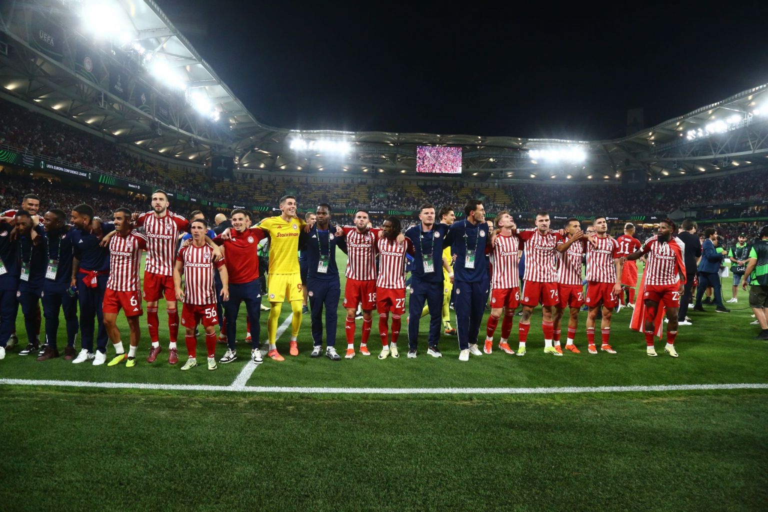 Олимпиакос выиграл Лигу конференции и принес Греции первый еврокубок 2