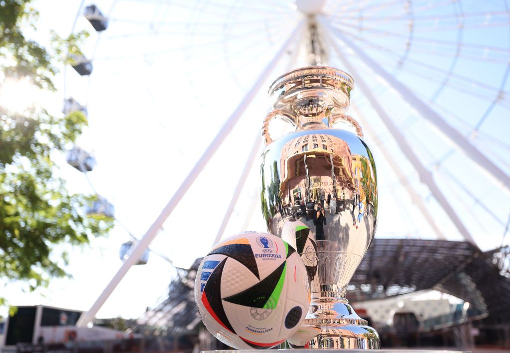 Создан с любовью к футболу: 5 интересных фактов о технологическом мяче Евро-2024 1