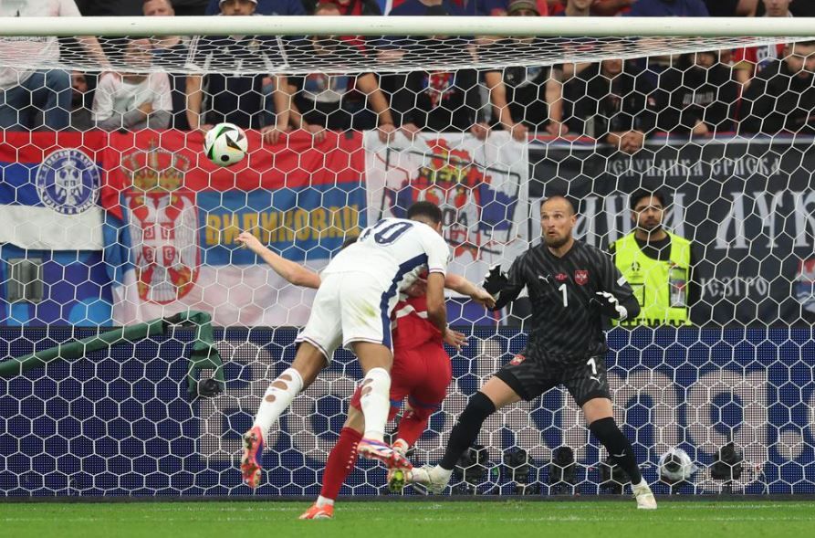 Євро-2024, день 3: Англія отримала гучного ляпаса від Сербії 5