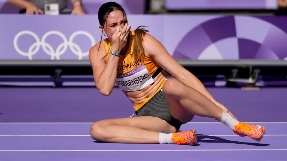 Усик особисто привітав Хижняка із золотою медаллю - щоденник Олімпіади-2024 у Парижі: 8 серпня 1