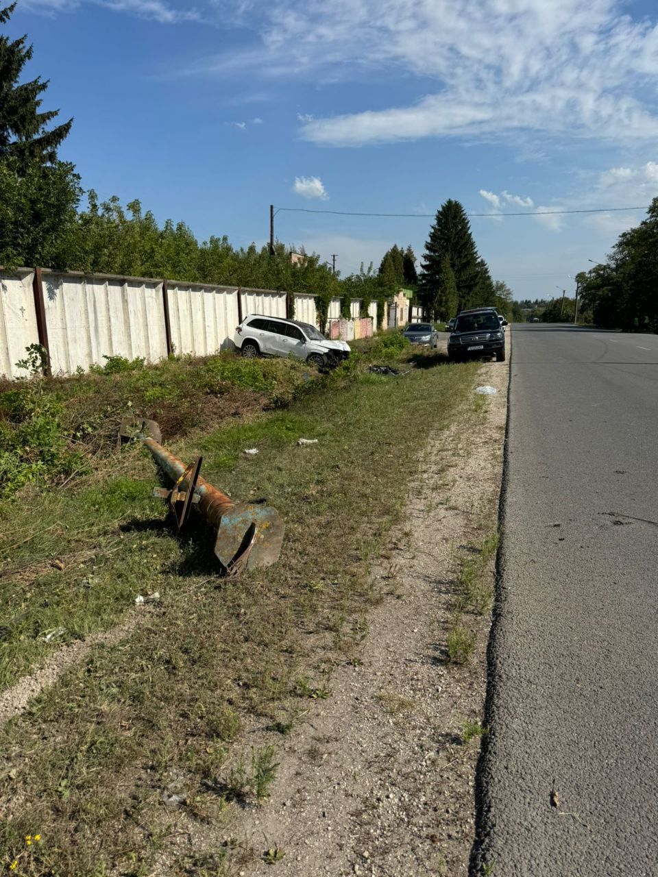 Олександр Поворознюк потрапив в ДТП: від капота авто залишились тільки спогади 5