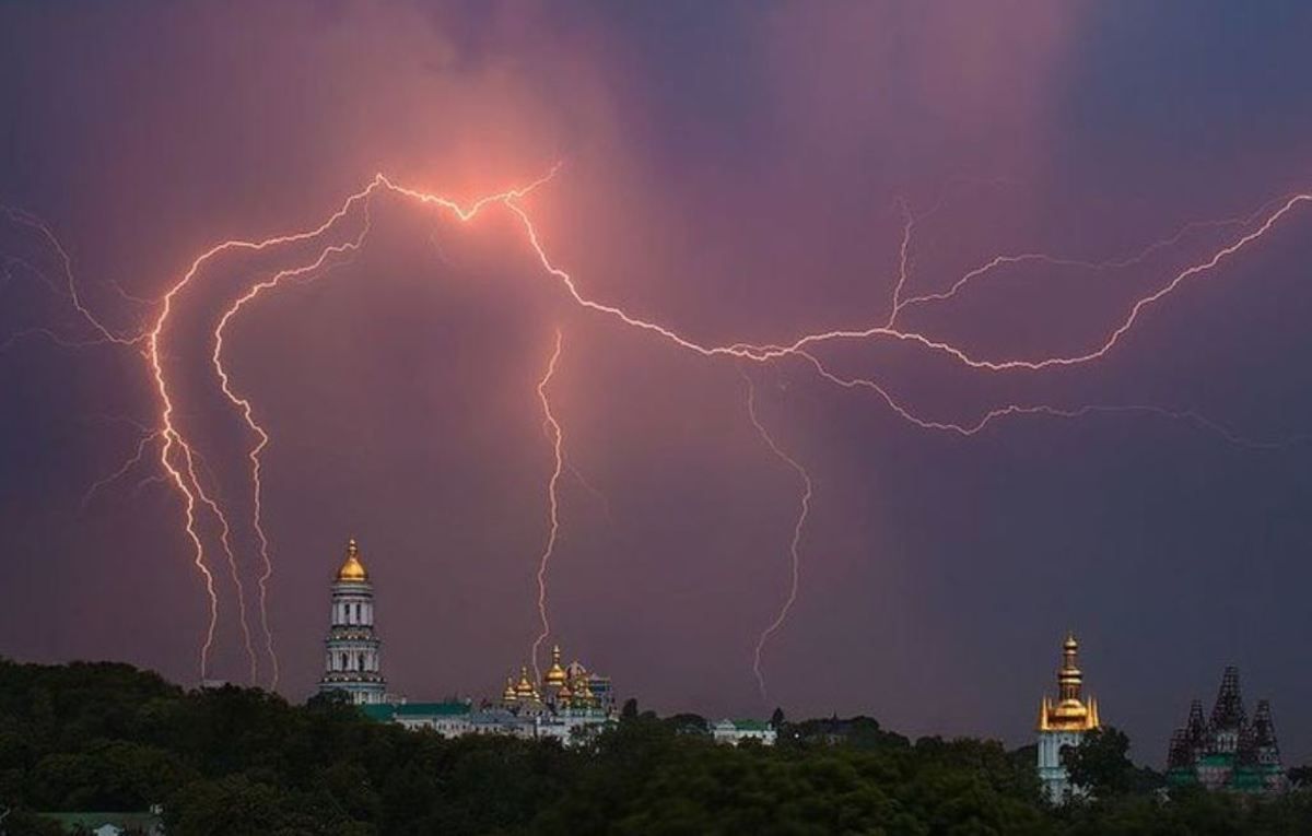 На Киев и область надвигается гроза