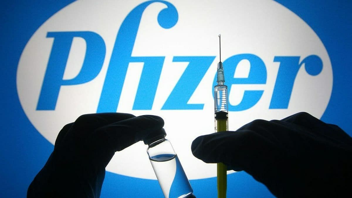 В Украину доставили новую партию вакцины Pfizer