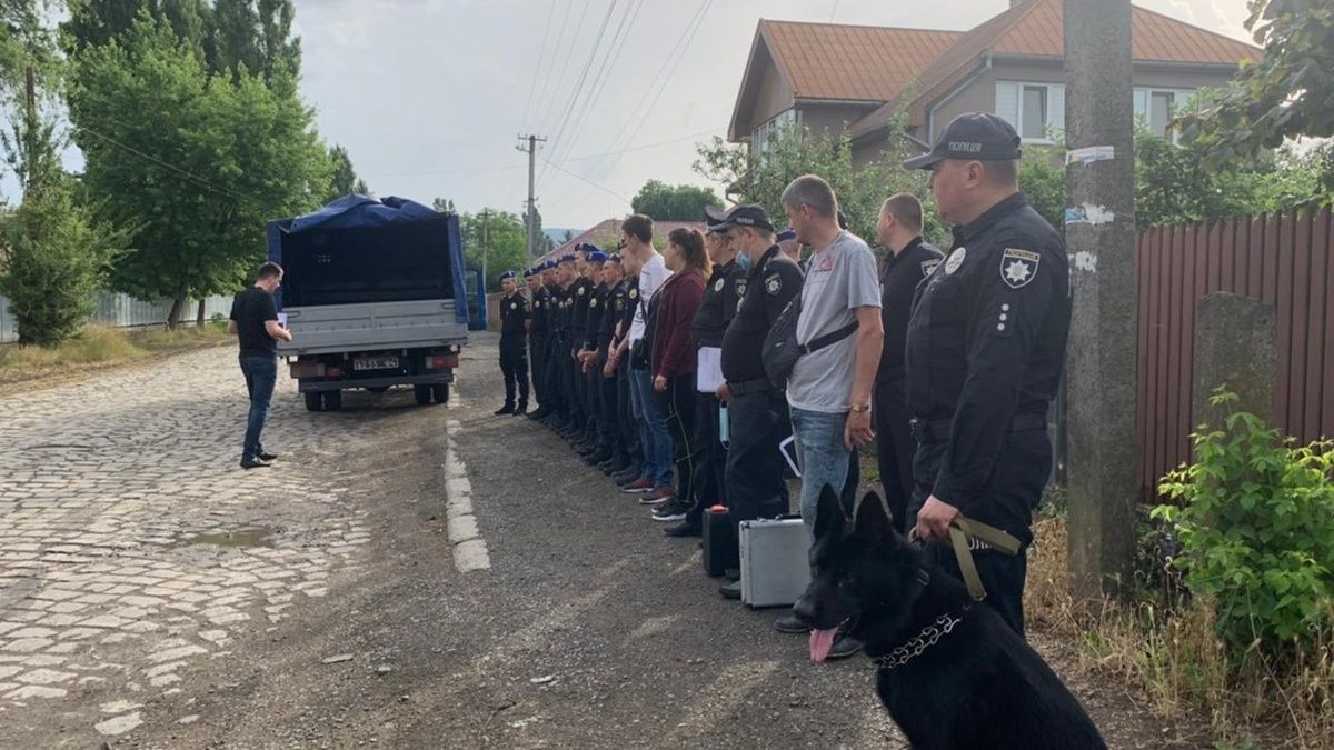 В Ужгороде в карьере нашли мертвым 19-летнего военного, который пропал две недели назад