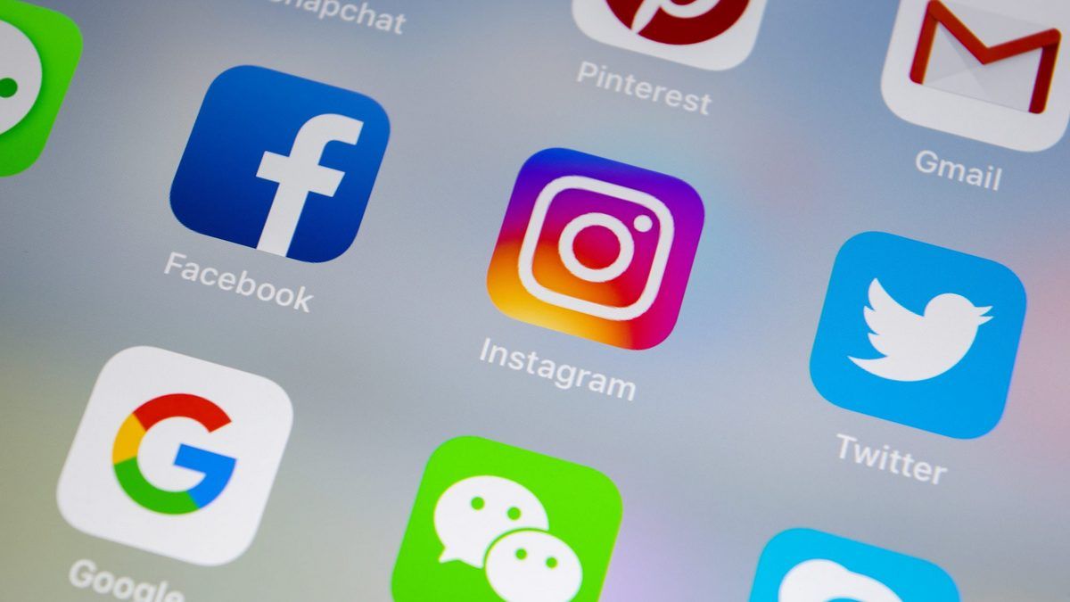 Google, Facebook, Twitter та TikTok пообіцяли посилити захист жінок в інтернеті