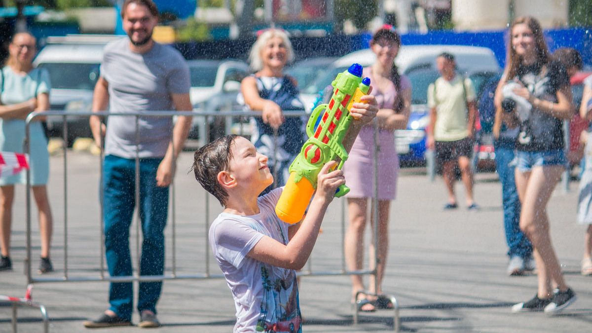 Антициклон принесёт в Украину адскую жару: какой будет погода в ближайшие дни