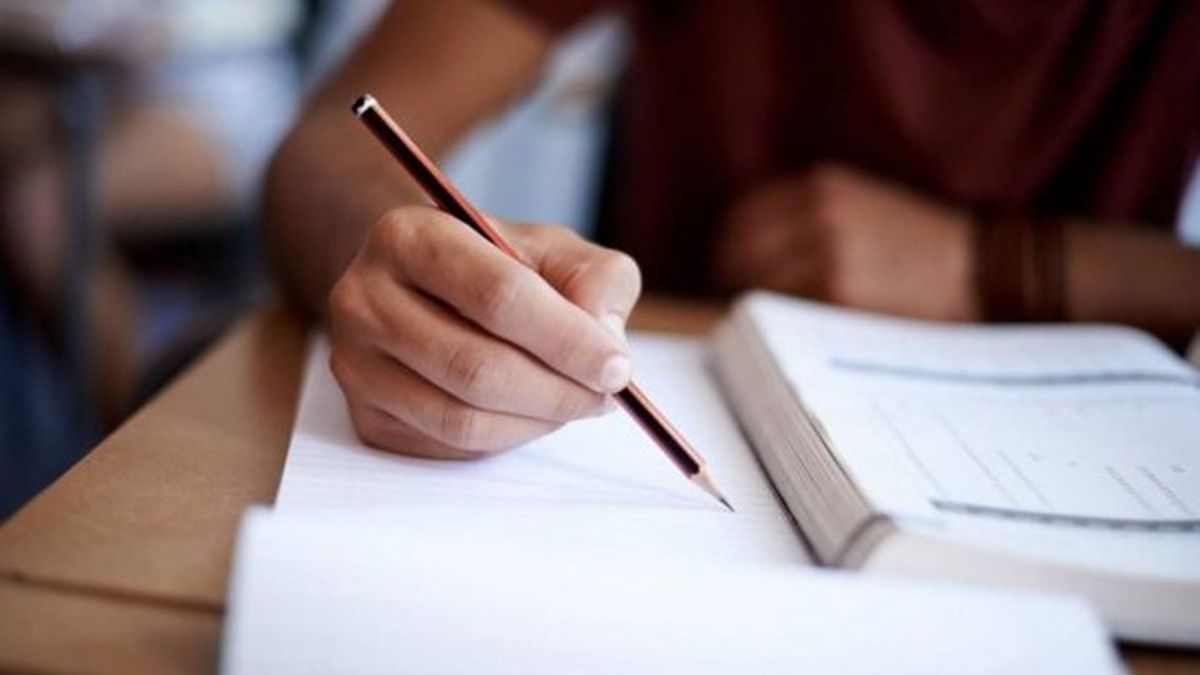 Коли в Україні відбудеться перший іспит на рівень володіння державною мовою