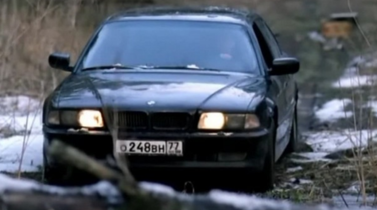 У Києві чоловік відібрав BMW у його власника і вимагав повернути неіснуючий борг